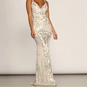 Long Champagne Silver Sequenced Corset Gown Homecoming Formal Dress Size S 1/2